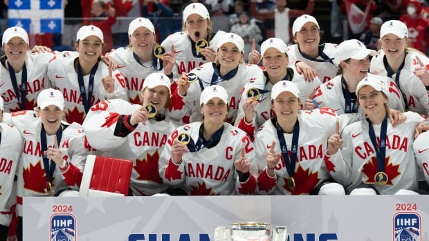 Serdachny scores overtime winner as Canada edges U.S. for women's hockey worlds gold | CBC Sports