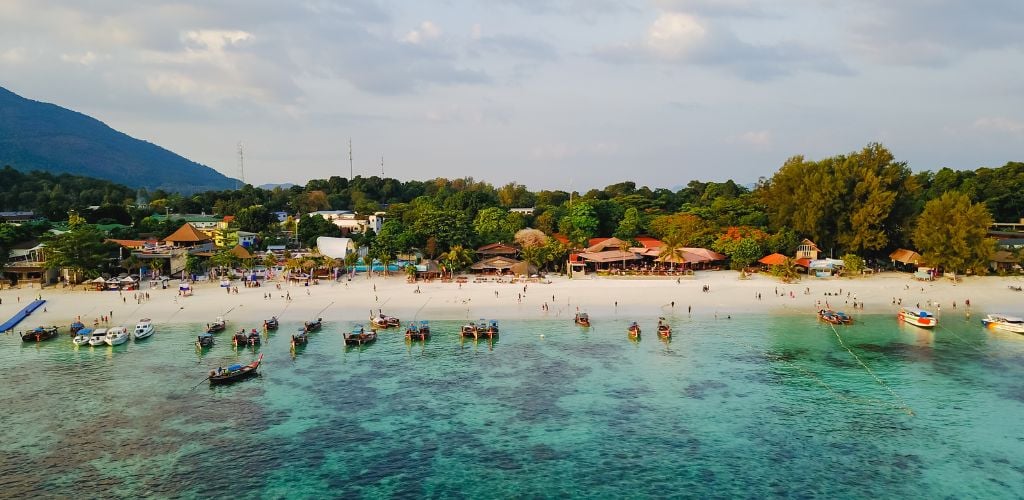 15 Reasons Why Thailand is a Digital Nomad's Dream Destination - Goats On The Road