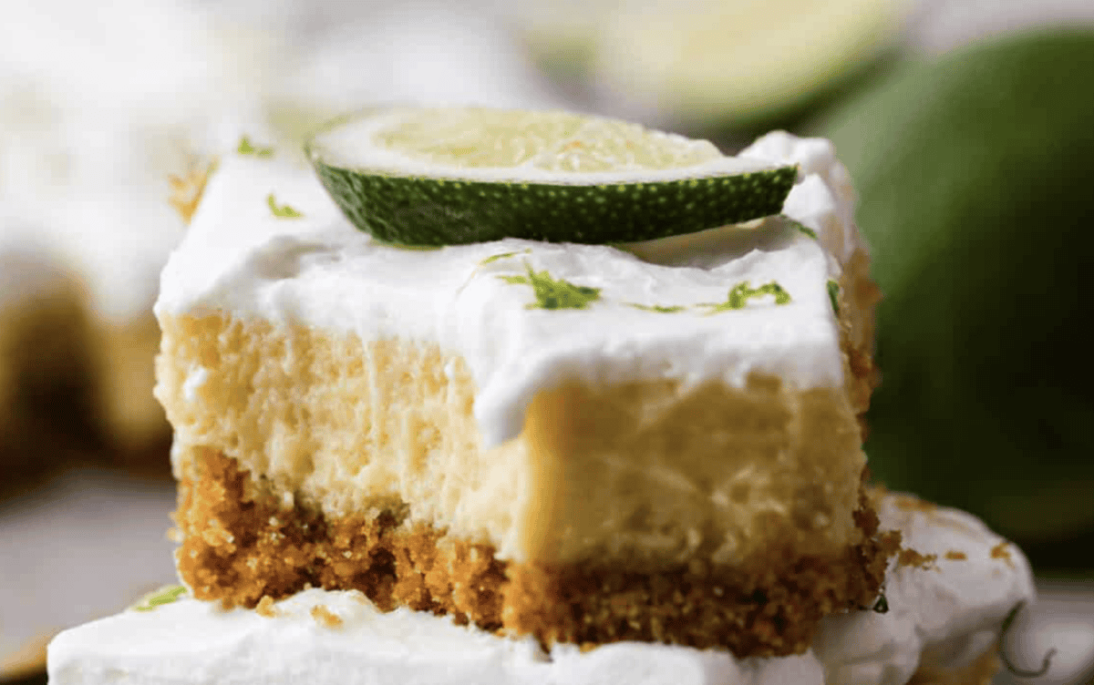 Key Lime Pie Bars - The Recipe Critic