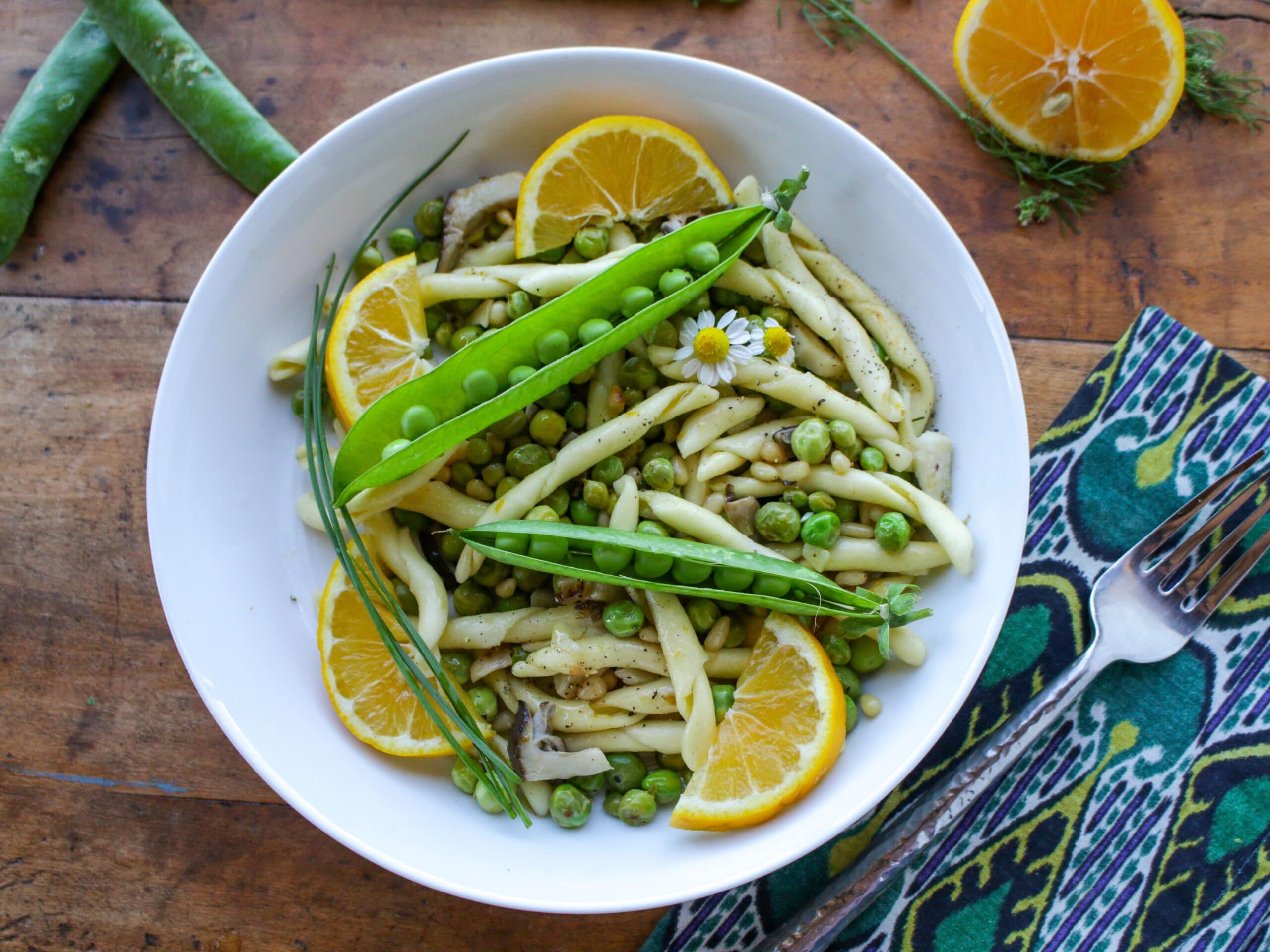 Lemony Garden Peas with Pasta - Sharon Palmer, The Plant Powered Dietitian