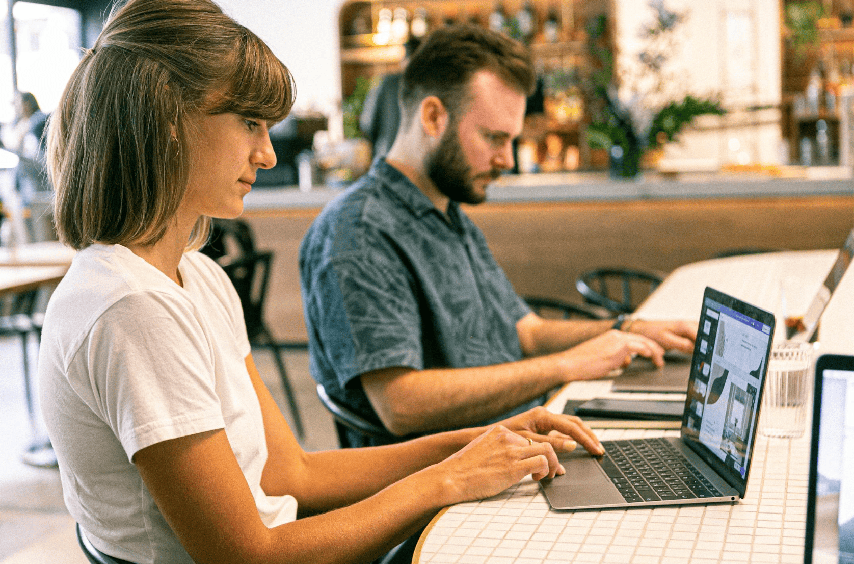 10 Best AI Freelancing Ideas of 2024 (To Make 5000$ Per Month)