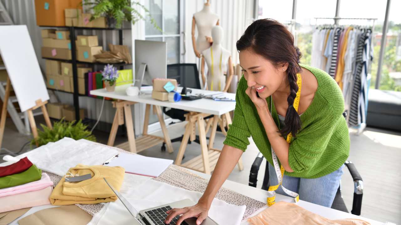 22 One-Person Business Ideas for Beginner Entrepreneurs - Dollarsanity