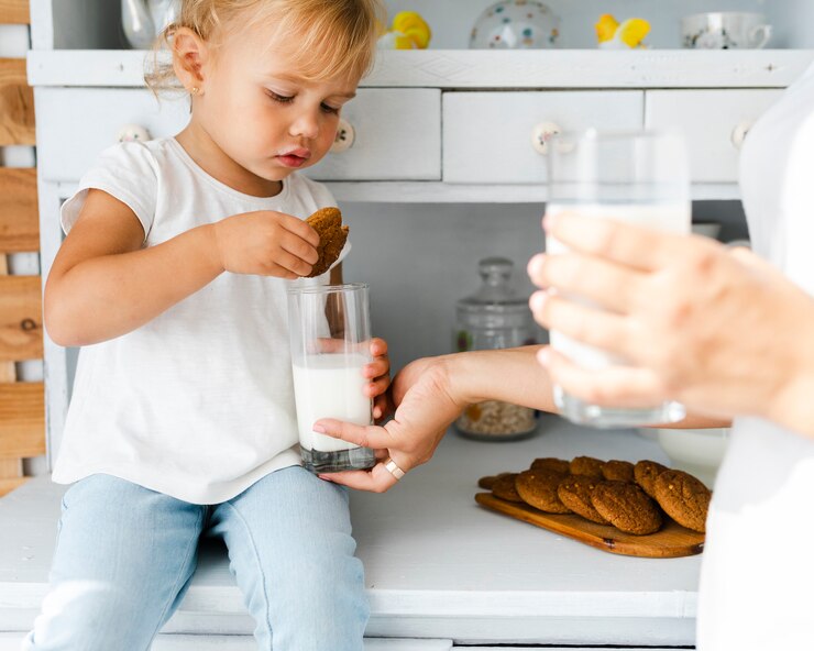 Best Probiotics For Kids: The Top 7 Essential Ones | Credihealth