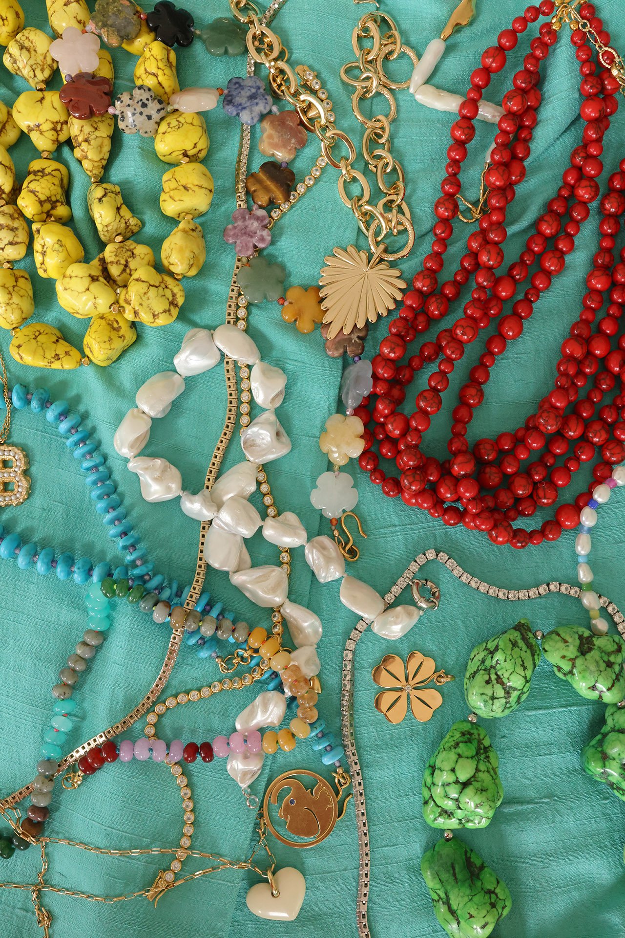 Layered Necklace 101: How to Embrace The Trend