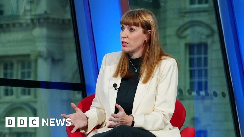 Angela Rayner defends using donor's New York flat for holiday