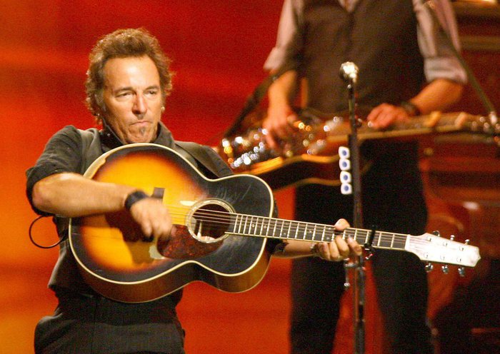 Bruce Springsteen compie 75 anni, festa per l'inossidabile artista partito dal New Jersey - Notizie - Ansa.it