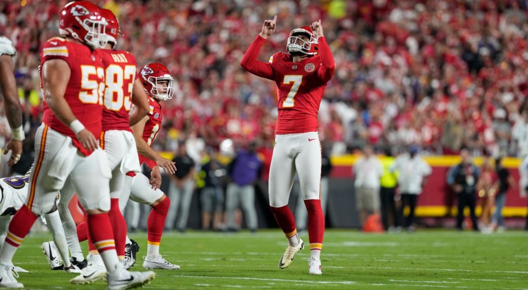 Butker's 51-yard field goal, late penalty lift Chiefs over Bengals