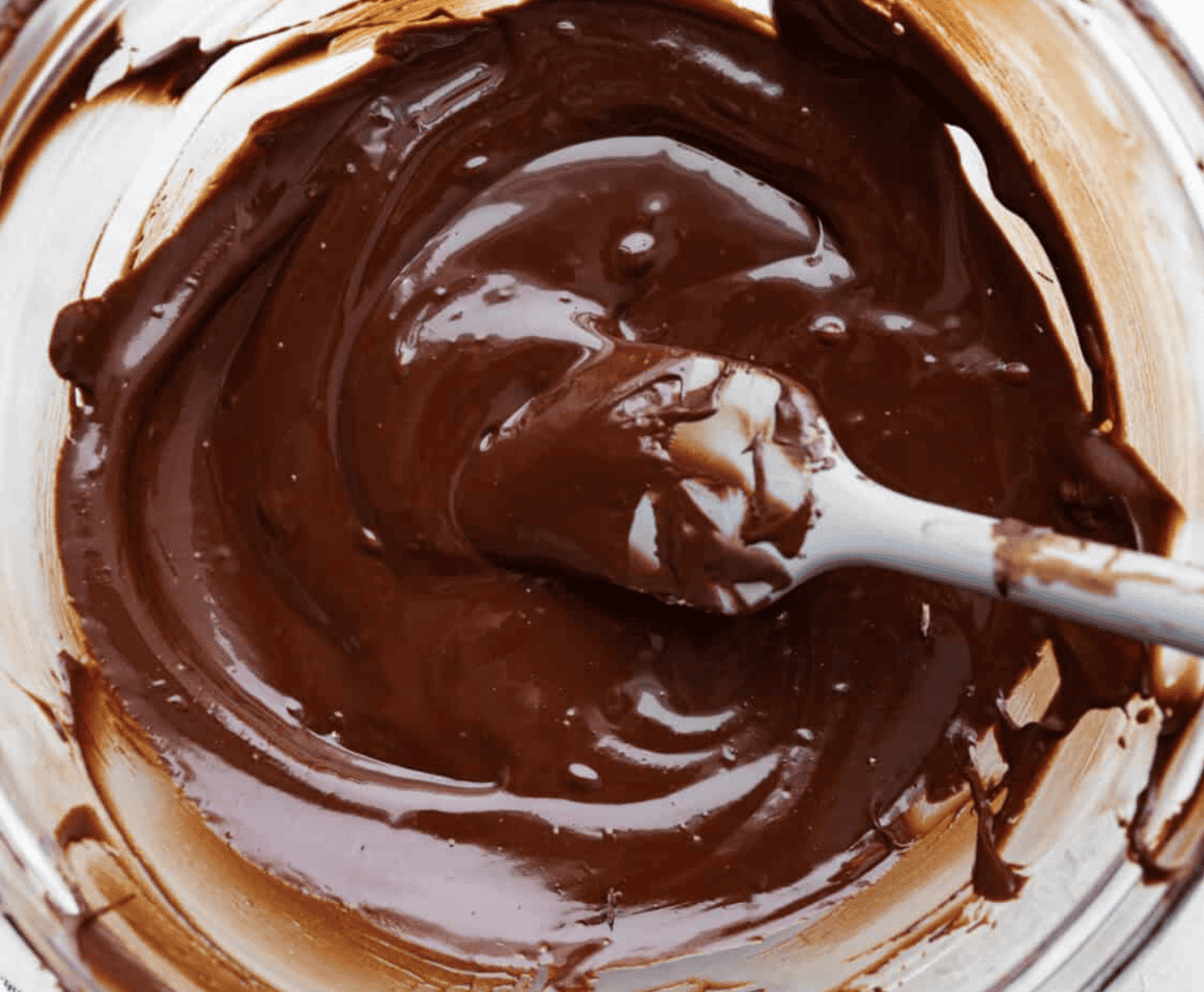 How to Temper Chocolate - The Recipe Critic