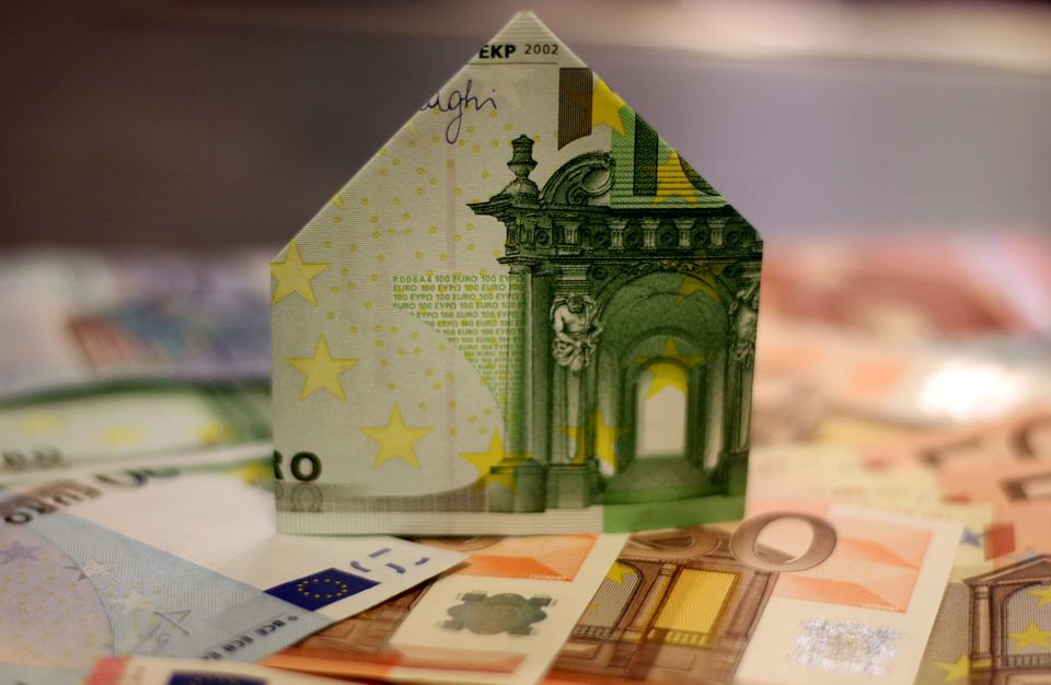 Investing in Hungary: Best Options for Foreign Citizens