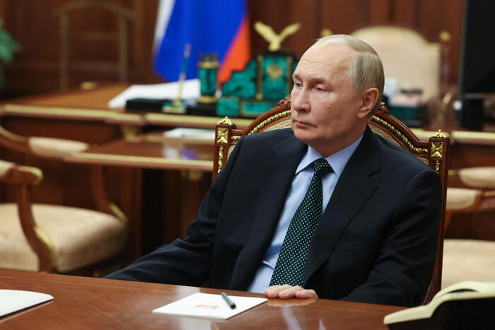 Putin approva il decreto che aggiorna la dottrina nucleare. Abbattuti 5 missili Atacms su Byansk - Europa - Ansa.it