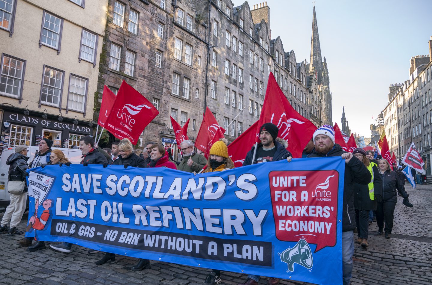 Unions demand action to prevent 'corporate decapitation' of Grangemouth