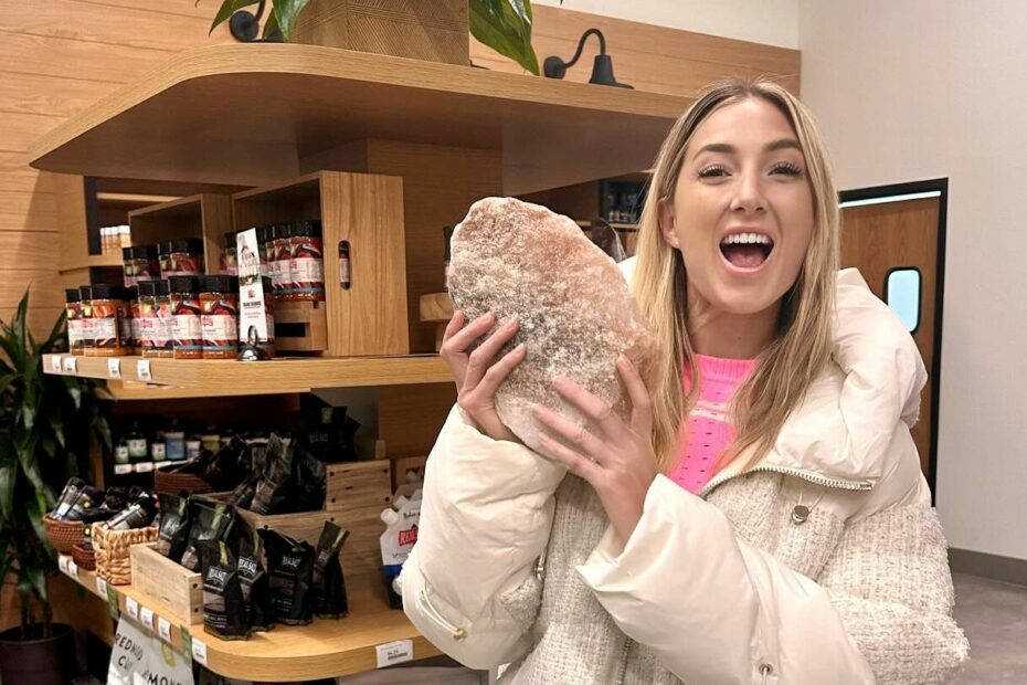 6 Powerful Ways Natural Sea Salt Boosts Your Health and Supports Healing