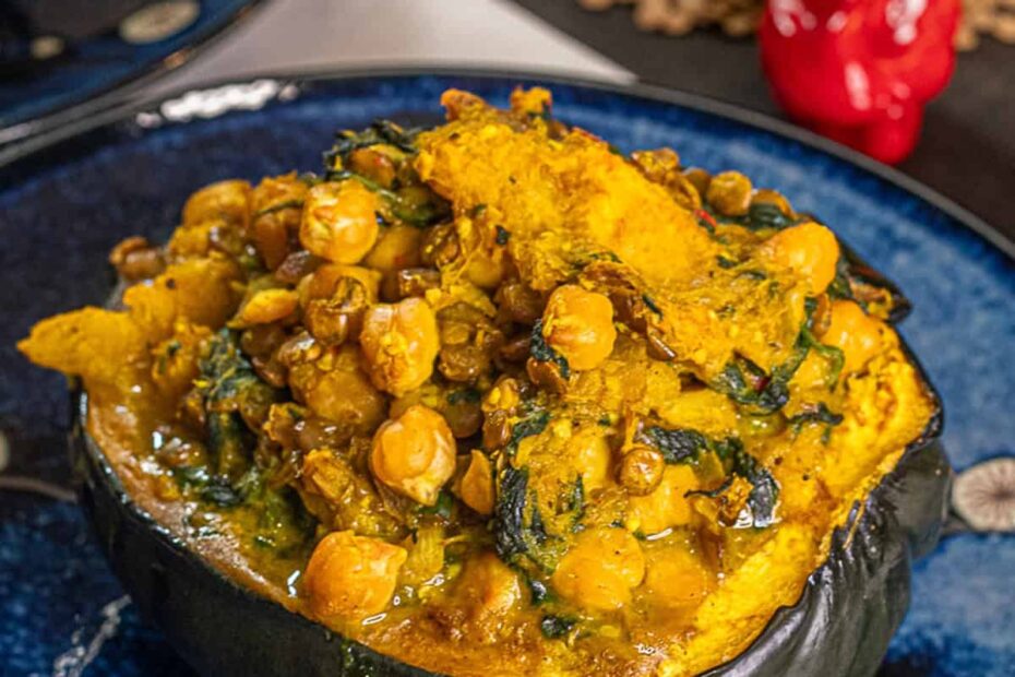 Curried Lentils, Garbanzo Beans & Spinach Stuffed Acorn Squash