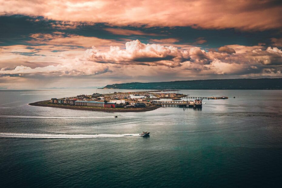 One of the Best Small Towns in Alaska? Homer is my Pick - Travel Dudes