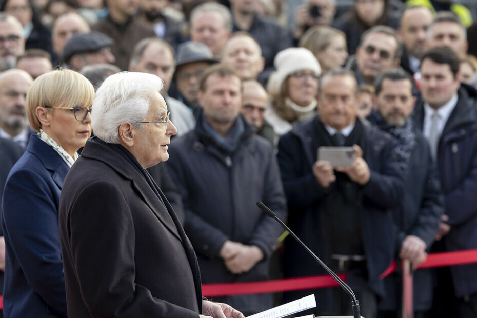 Mattarella: 'Da Tito spietata violenza contro gli italiani, sulle foibe ci fu un occultamento della storia' - Notizie - Ansa.it