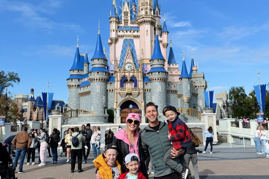 Magic Kingdom Last minute disney vacation julie chase ryan ryder rhett
