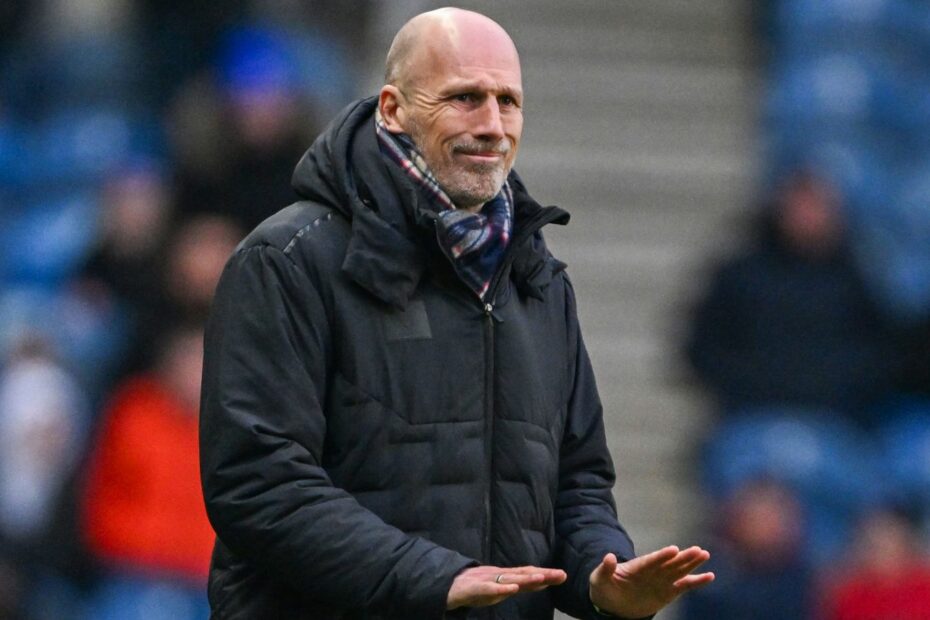GLASGOW, SCOTLAND - FEBRUARY 09: Rangers manager Philippe Clement during a Scottish Gas Men's Scottish Cup match between Rangers and Queen's Park at Ibrox Stadium, on February 09, 2025, in Glasgow, Scotland. (Photo by Rob Casey / SNS Group)