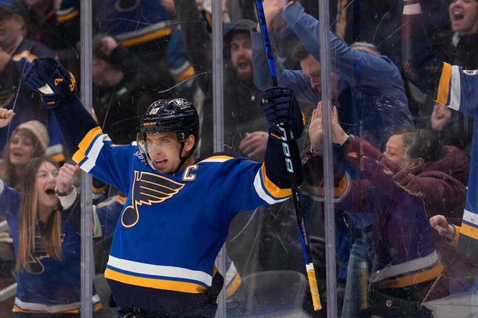 Quick Shifts: Should Maple Leafs trade for Cozens or Schenn?