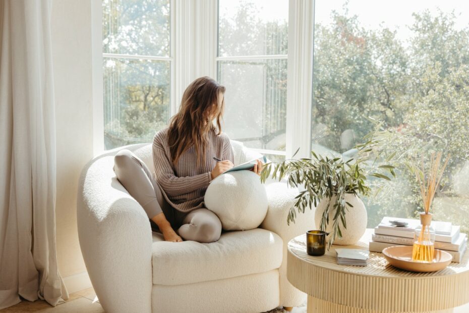 Slow Down to Thrive: 5 Winter Wellness Habits That Will Transform Your Energy