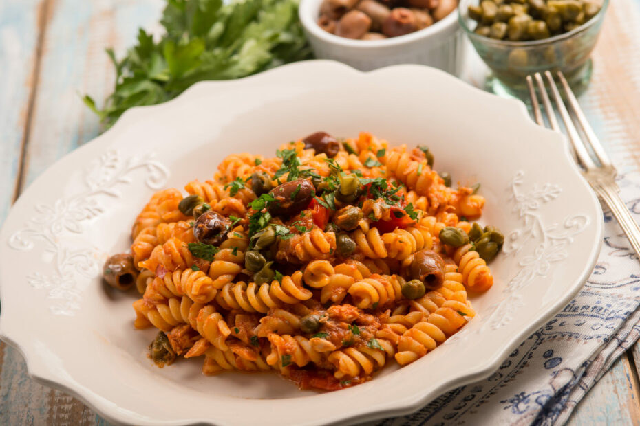 Tuna, Olive and Caper Pasta | Slimming World Friendly Recipe - Fatgirlskinny.net | Slimming Recipes, Healthy Eating & Weight Loss