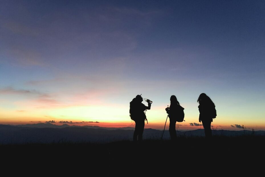 What to Wear for a Day Hike in the Midwest United States