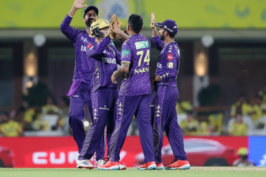 DC vs KKR LIVE Score | IPL 2025 LIVE Updates: KKR's DRS Master-Stroke Forces Umpire To Change Decision, KL Rahul In | Cricket News