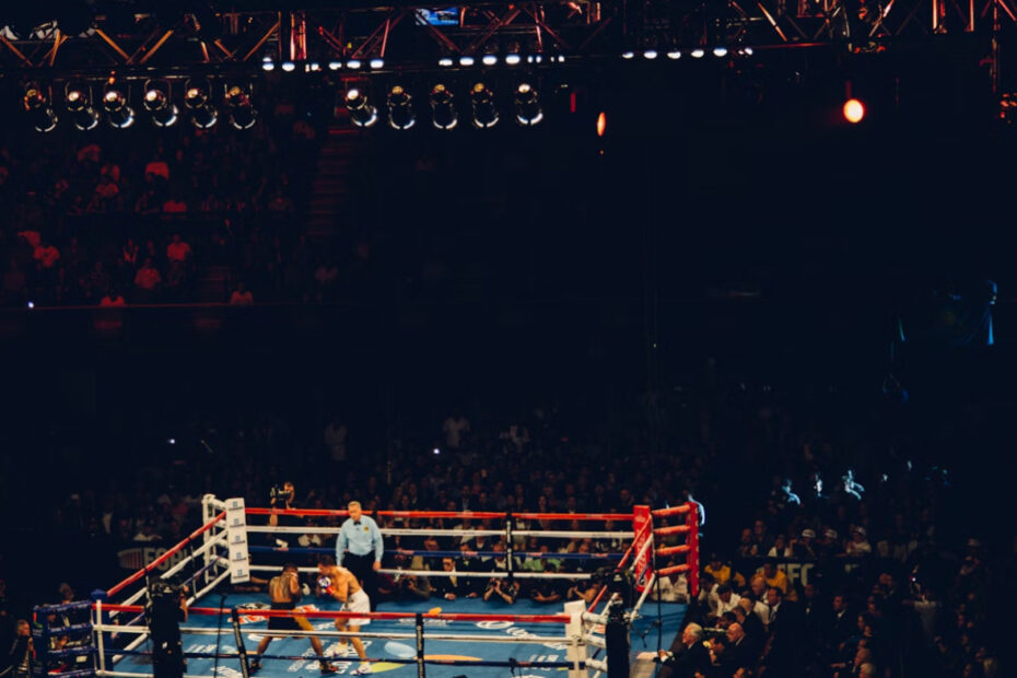 Fight Night Strategies: What to Watch for Before Placing a Bet