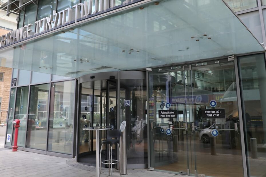 Tel Aviv Stock Exchange credit: Shutterstock MagioreStock