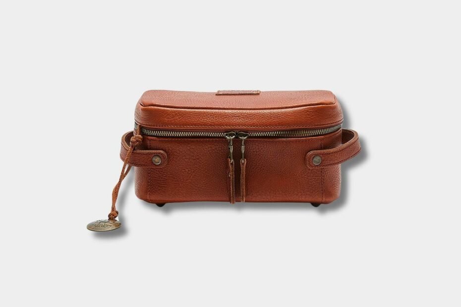 brown leather dopp kit