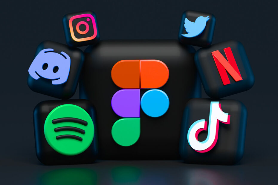 social media influences consumer behaviour