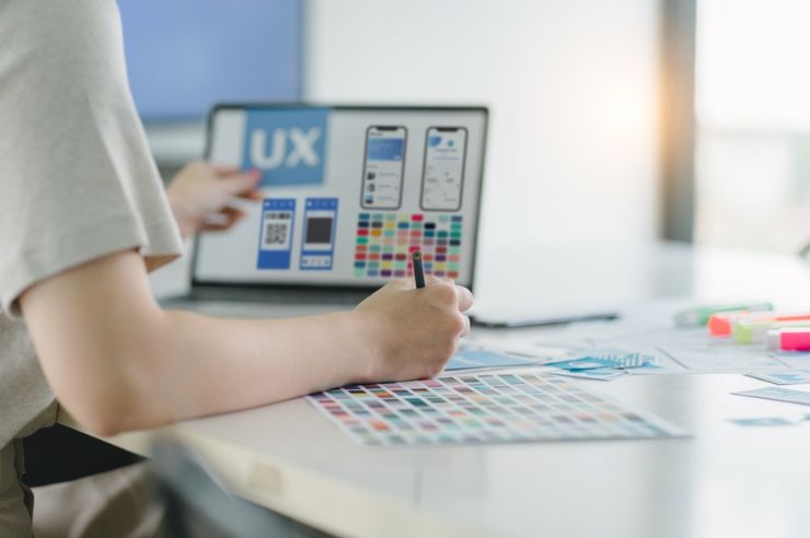 Developer choosing ADA-compliant color contrasts.