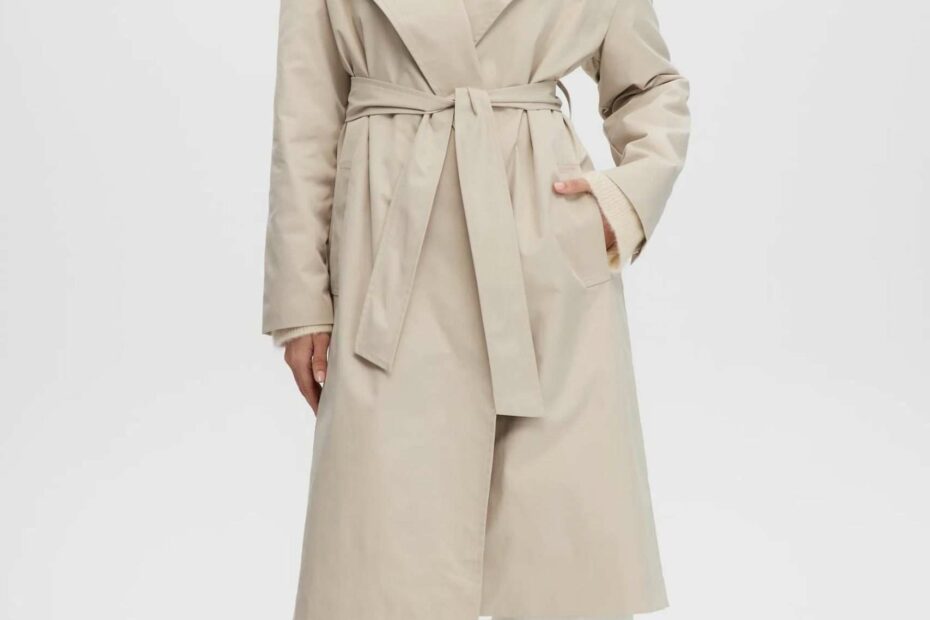 Trendy Noize Spring Outerwear for Women You Need Now - Beauty Cooks Kisses