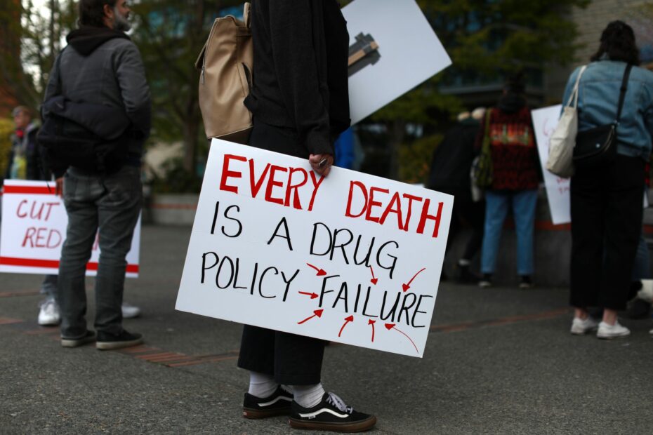 ‘Wacko’ or ‘symbolic’: lessons from BC’s drug decriminalization - iPolitics