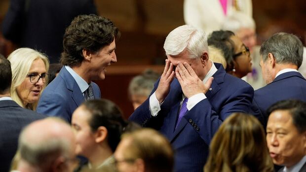 ANALYSIS | Harper and Trudeau share laughs, and other lighter throne speech moments | CBC News