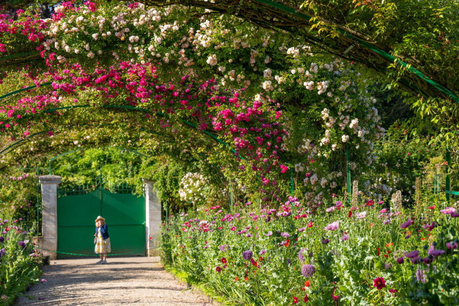 April showers bring May flowers - The Taucker Travel Blog