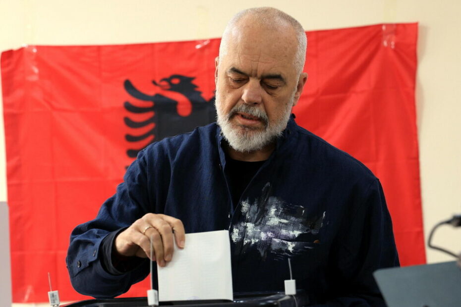 Bassa affluenza al voto in Albania, 35,8% alle 16. Rama alla ricerca di un quarto mandato - Notizie - Ansa.it