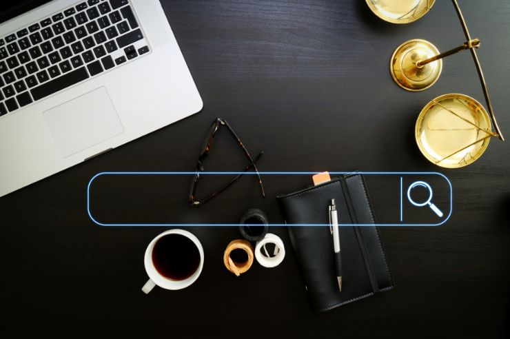 Social lawyer desk with search bar visualization.