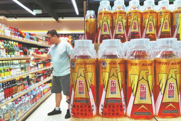 Chinese beverage, snack companies going overseas