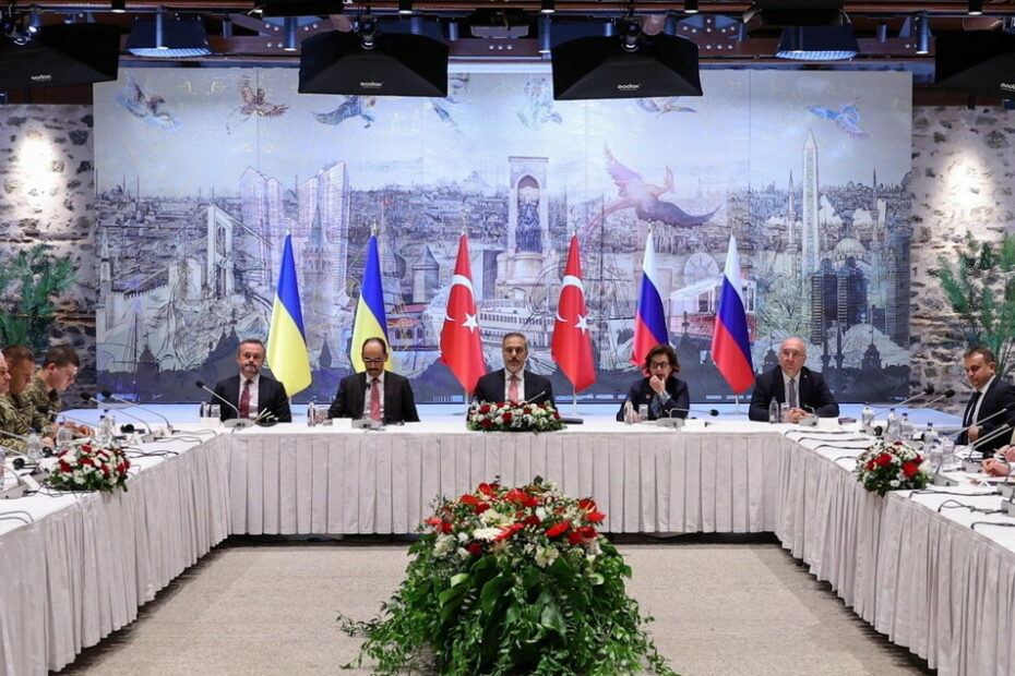 Colloqui Russia-Ucraina al palo: 'Irricevibili le richieste russe' - Notizie - Ansa.it