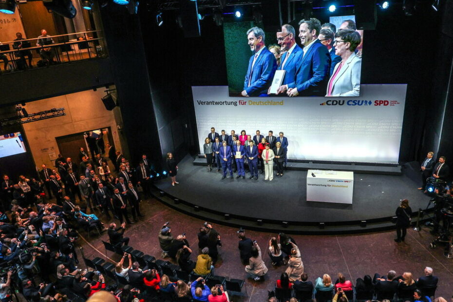Germania, Afd 'di estrema destra', ricorso contro i Servizi. Confermato Pistorius alla Difesa, nasce il governo Merz - Europa - Ansa.it
