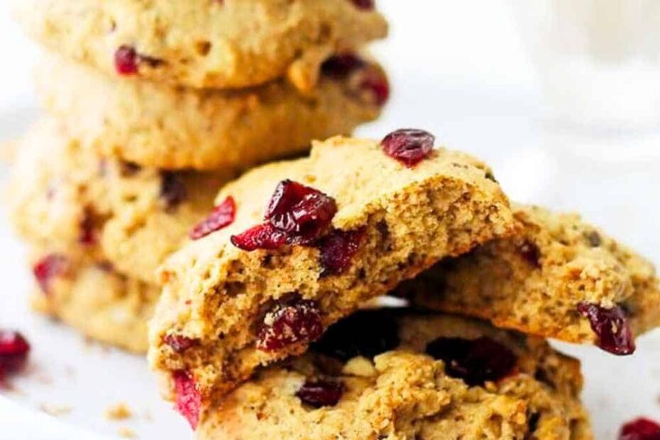 Breakfast cookies with text overlay.