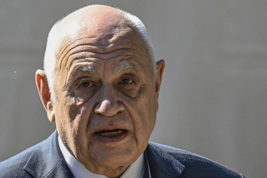 La difesa di Sempio con Nordio: 'Irragionevole la condanna di Stasi dopo l'assoluzione' - Notizie - Ansa.it