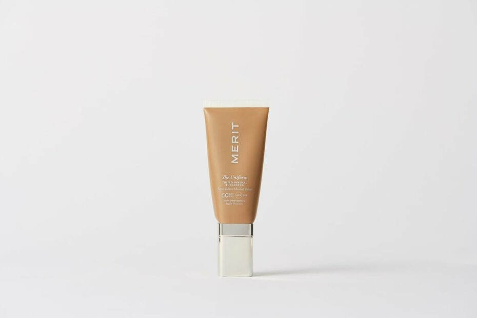 MERIT The Uniform Tinted Mineral SPF 50 Review & Swatches