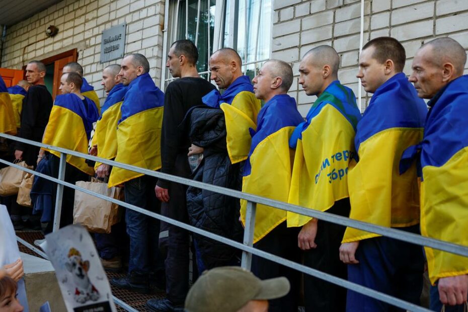 Russia, Ukraine swap hundreds more prisoners, hours after massive attack on Kyiv