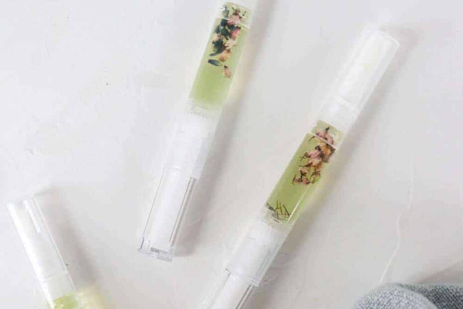 The Best Essential Oils for Nails + a DIY Roll-On Cuticle Oil Blend