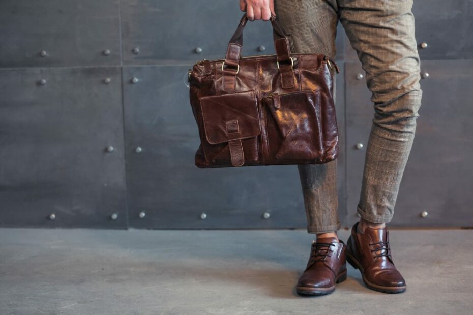 Leather Briefcases and Work Bags Every Businessman Needs