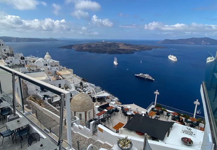 3 days in Santorini itinerary
