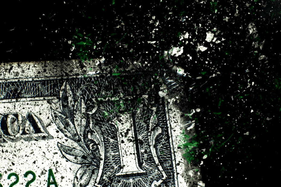 Analyst Highlights Natural Gas Contract 'Implosion'