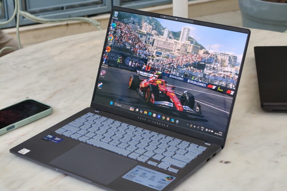 Featured image of the Asus Vivobook S14 OLEd
