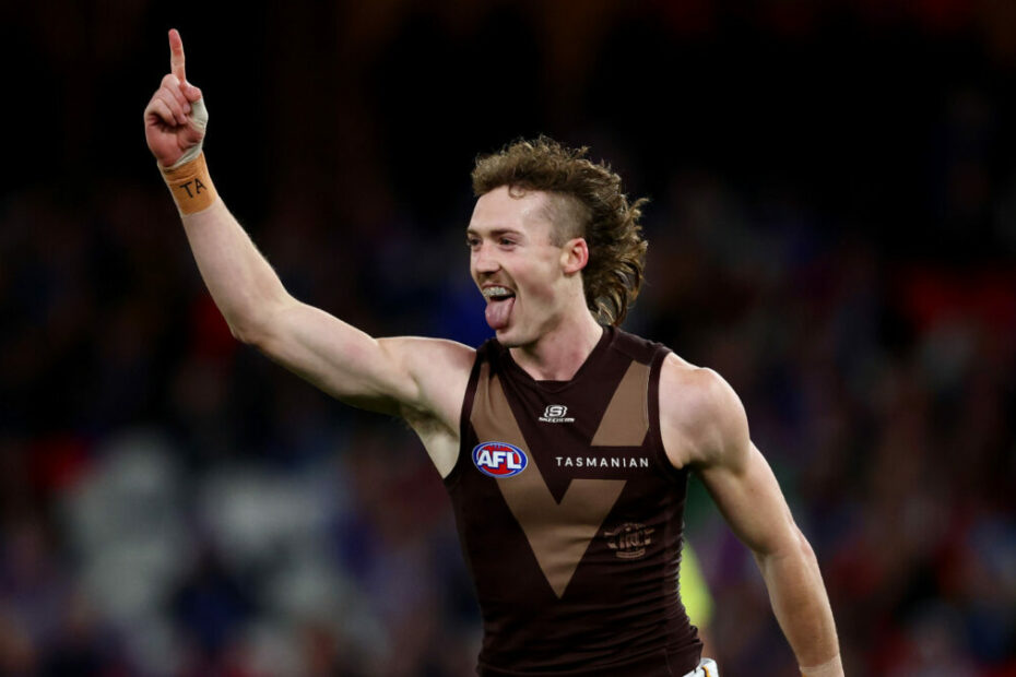 Footy Fix: The Hawks tackled more than their last two weeks COMBINED - but that's only half the story